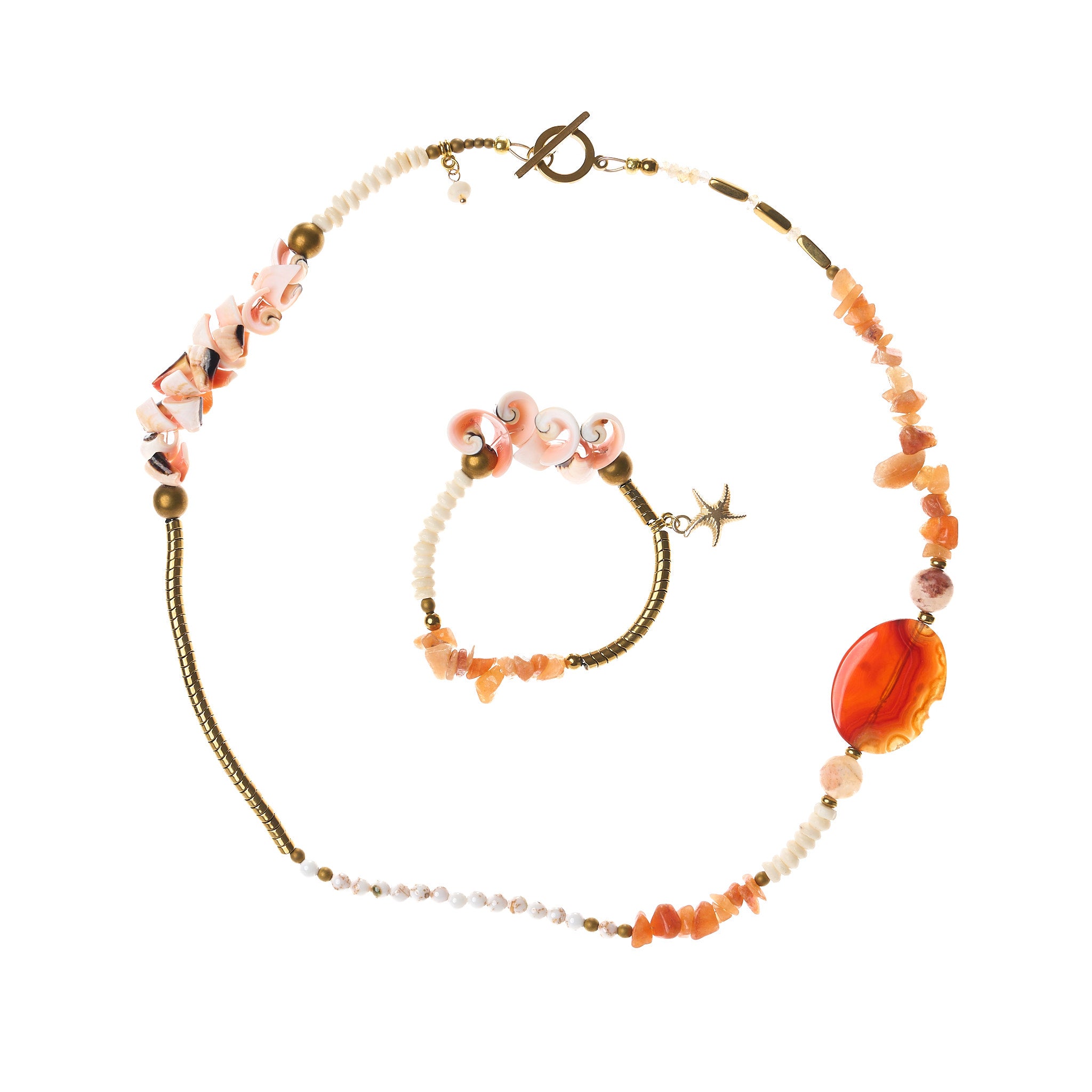 Schmuckset mit Halskette und Armband aus Karneol, Muschel, Hämatit, Achat und gelbem Aventurin in warmen Orange- und Cremetönen